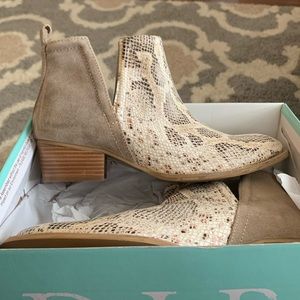 Diba True Short Side bootie